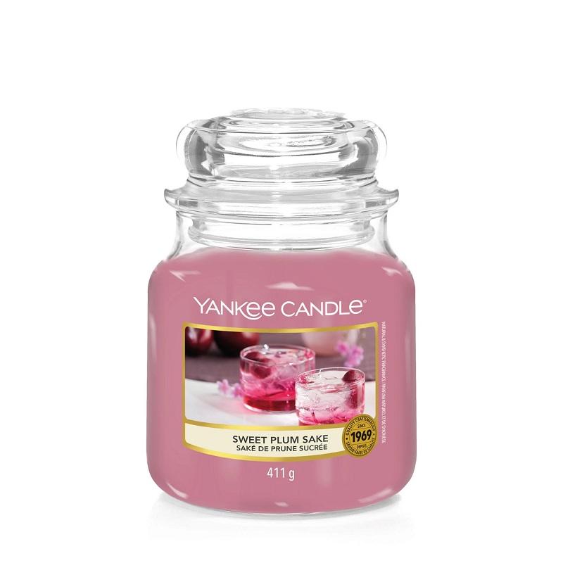 Yankee Candle Classic Medium Jar Sweet Plum Sake 411g